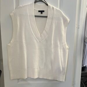 Banana Republic Cream V-Neck Sweater Vest